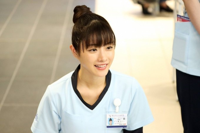 石原里美《灰姑娘药剂师》曝新剧照 7月16日开播