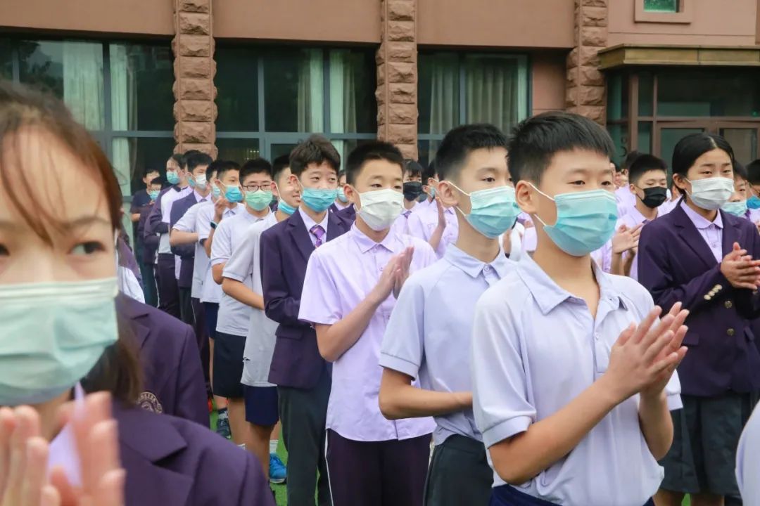 青岛格兰德中学                  新的学期,新的开始.