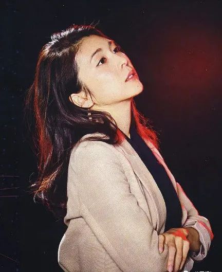 日剧女王上吊自杀?全网心碎:2020带走太多人.