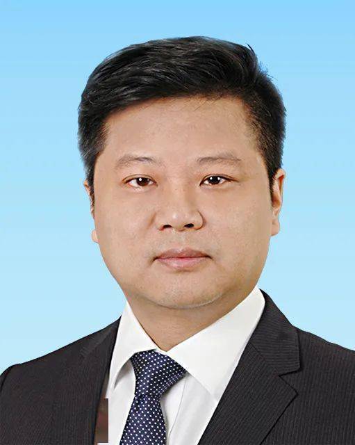 新一届佛山市委领导班子产生郑轲当选市委书记附简历