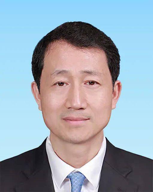 新一届佛山市委领导班子产生郑轲当选市委书记附简历