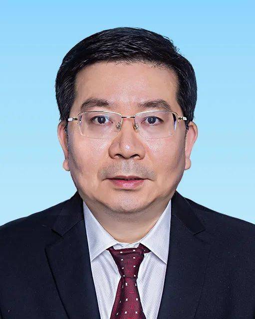 新一届佛山市委领导班子产生郑轲当选市委书记附简历