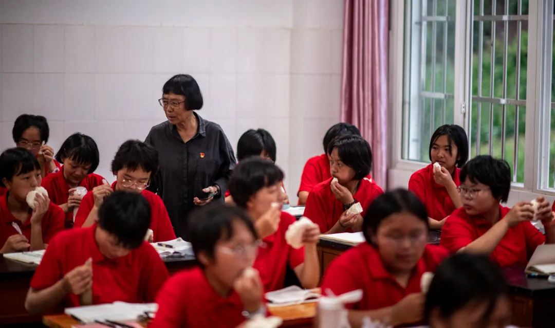 張桂梅缺席全國道德模範表彰原因讓人心疼