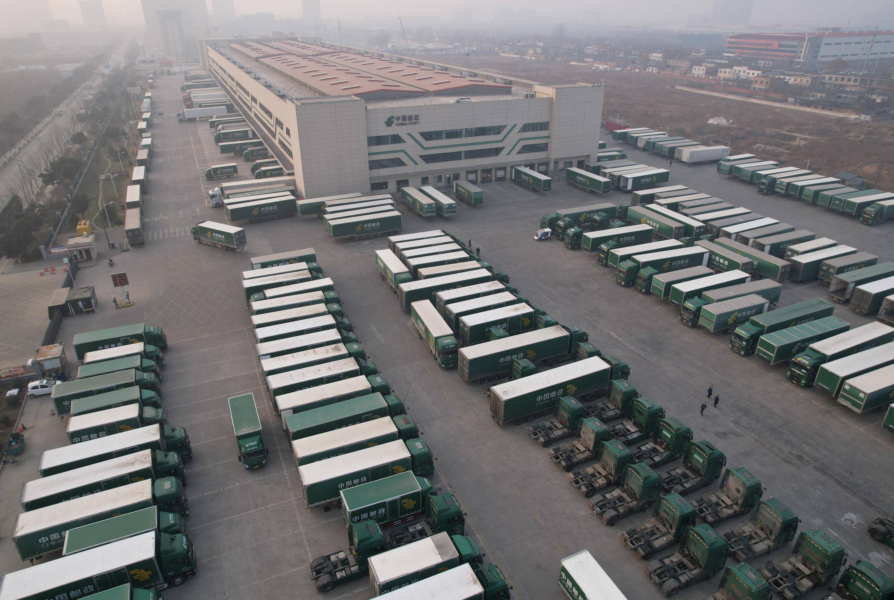 西安邮政快递保运转