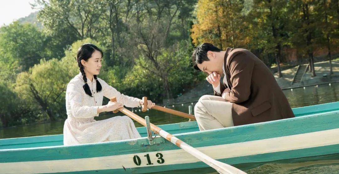 《你好,李焕英》爆火,贾玲成第一女导演:相爱9年,我终于把你捧红了