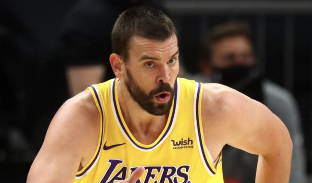 沃格尔:小加索尔为年轻人树立了榜样,他不会长期跌出轮换