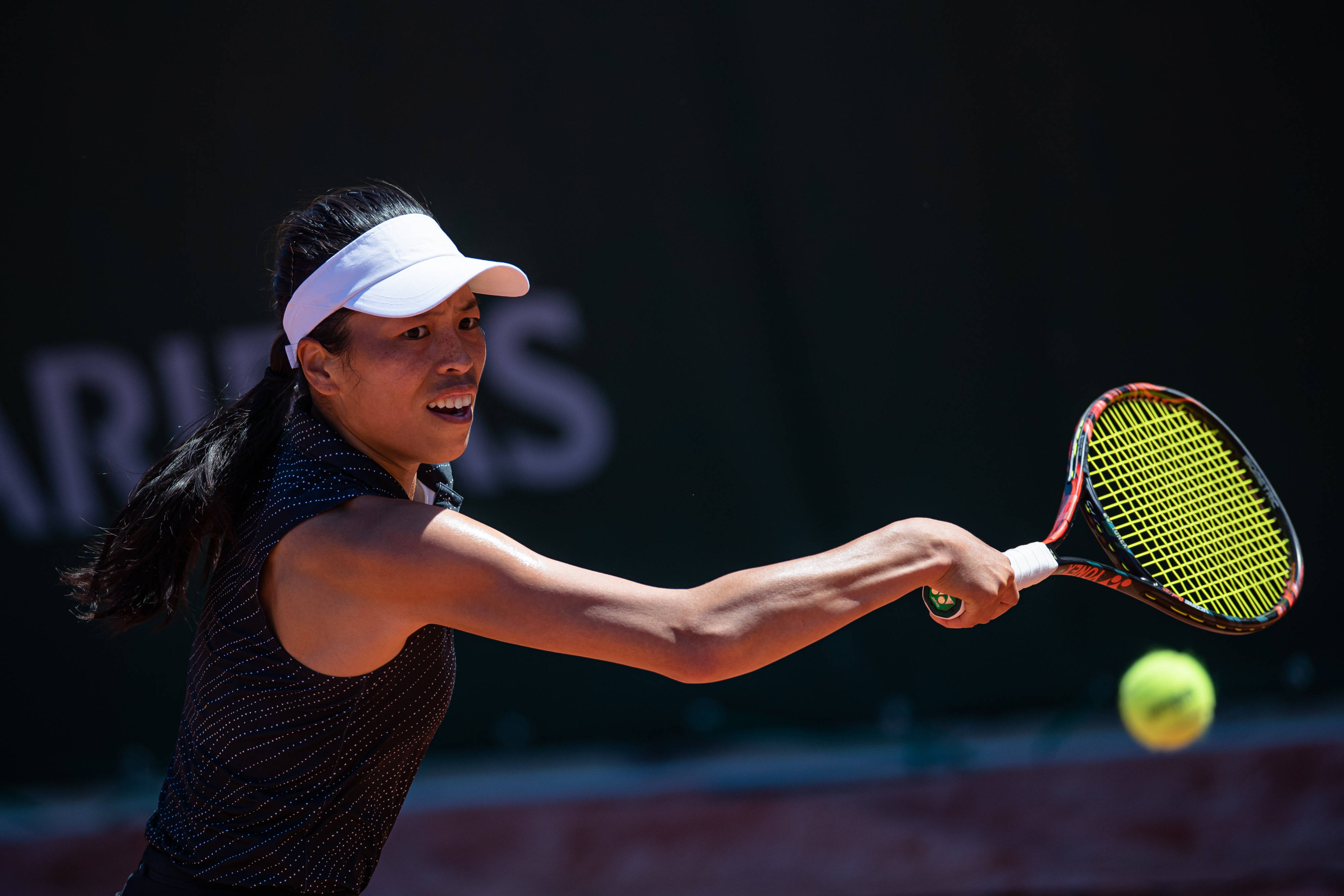 网球——法网:王蔷首轮晋级