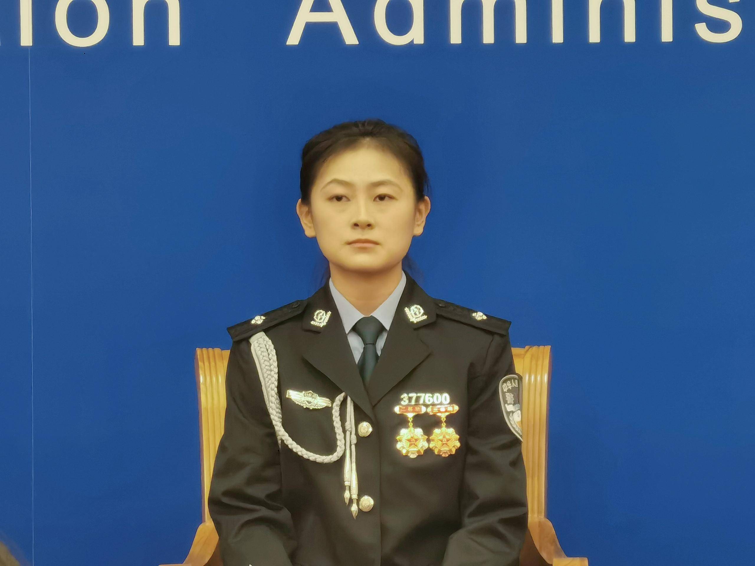 从士兵转改新警逆袭成长为缉毒功臣对话00后缉毒女警