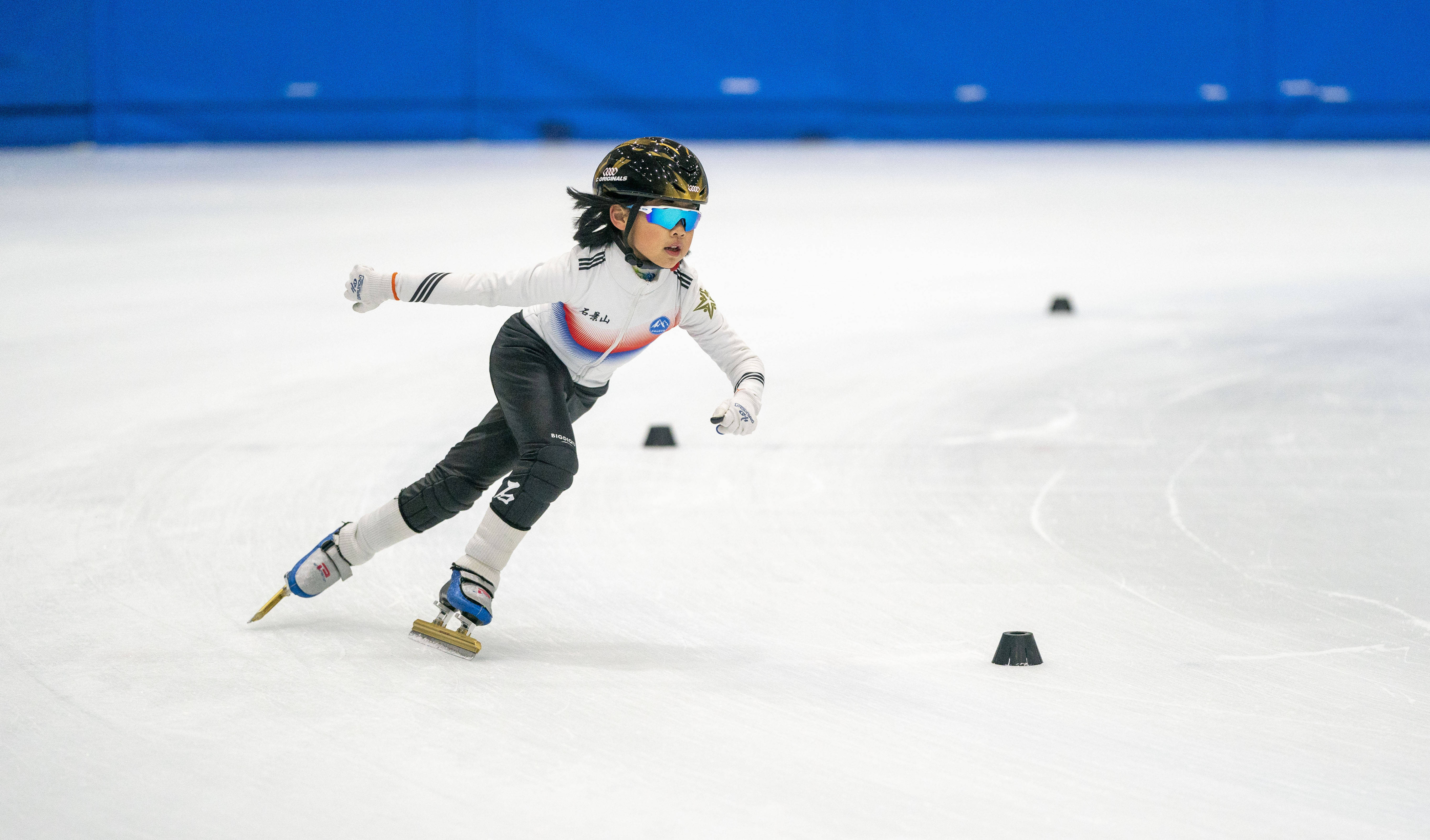 短道速滑追风少年