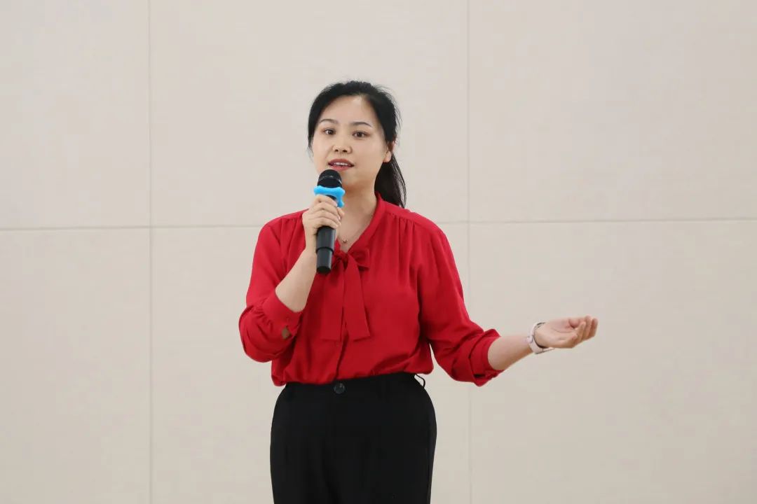 王丽丽我们的奋斗