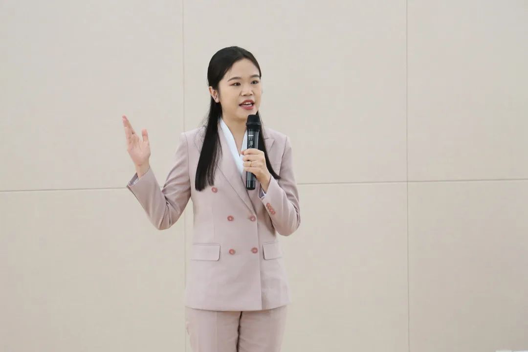 王丽丽我们的奋斗