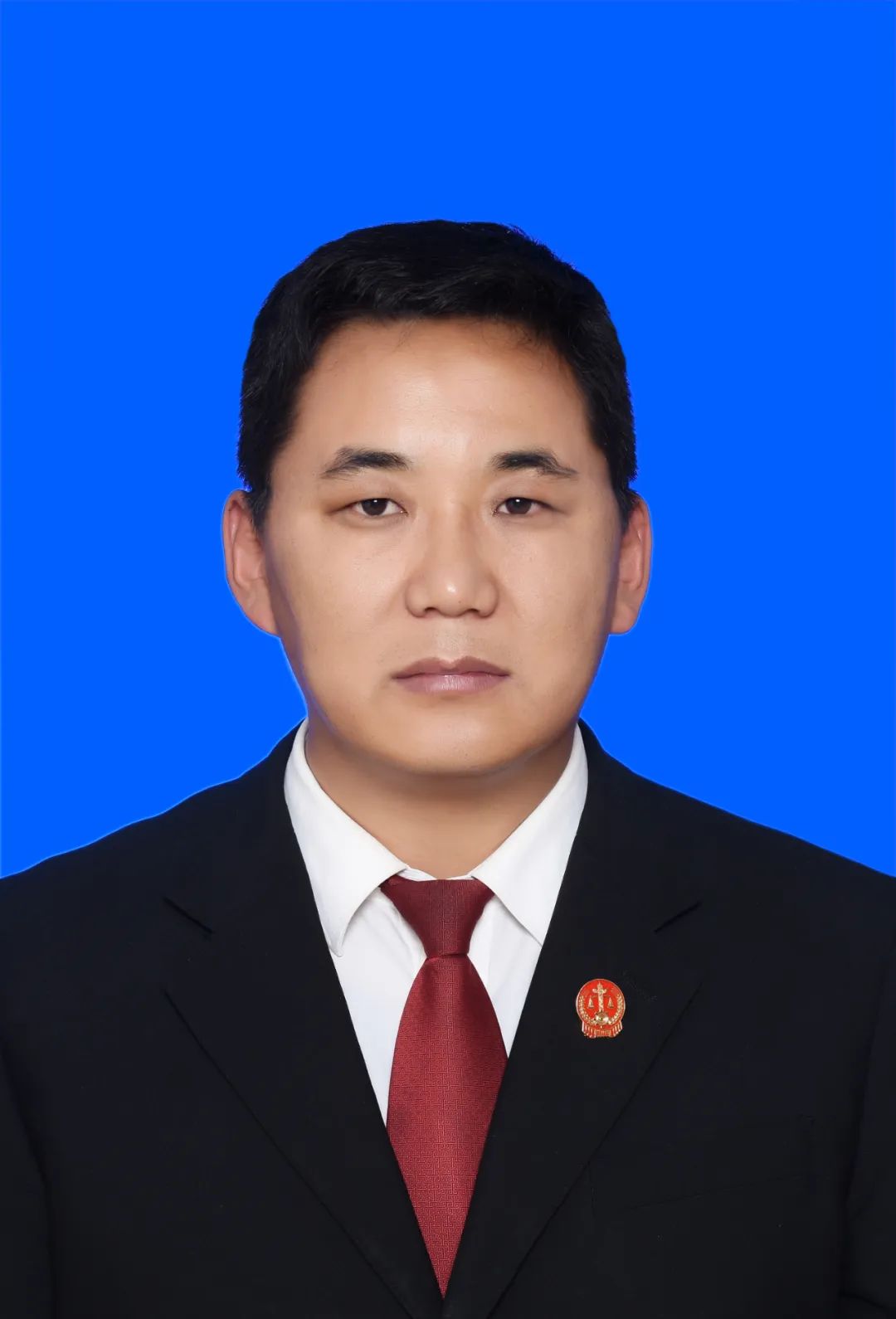 次仁平措书写忠诚本色的高原法官双百政法英模巡礼