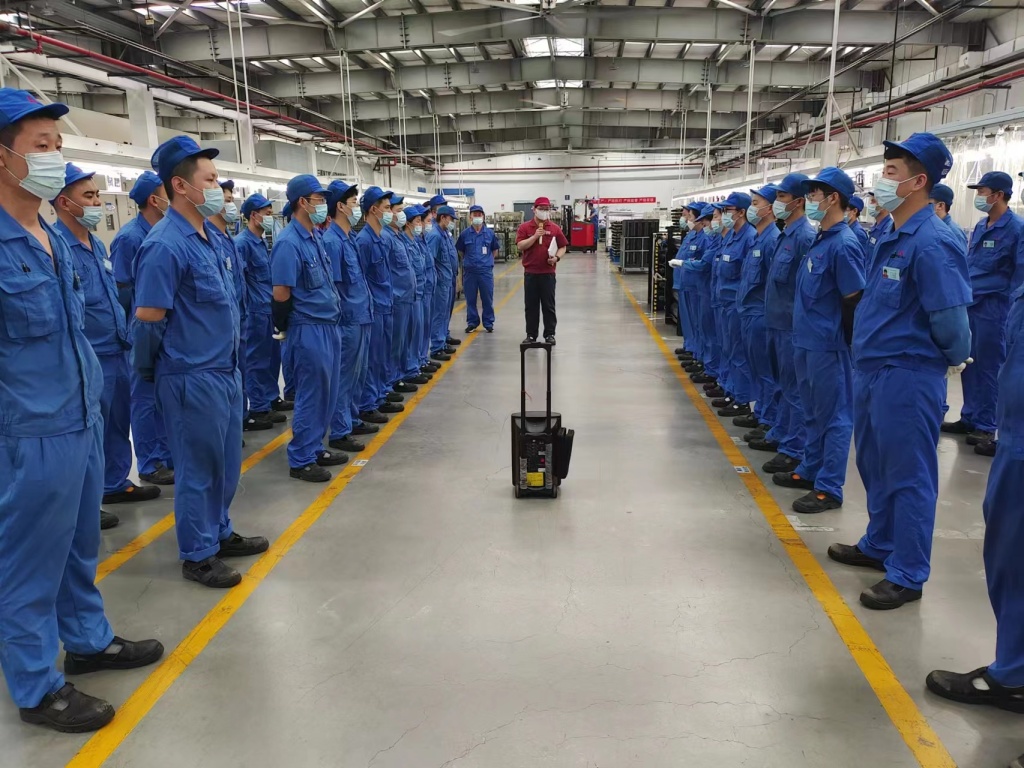 即墨:企业晨会"五分钟",拧紧员工"安全阀"-齐鲁晚报网