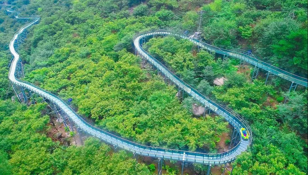 爽在漂流玩在天蒙沂蒙山第一条森林玻璃漂流开漂啦