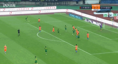 国安将比分逼平，巴坎布开二度，鲁能2-2暂平国安