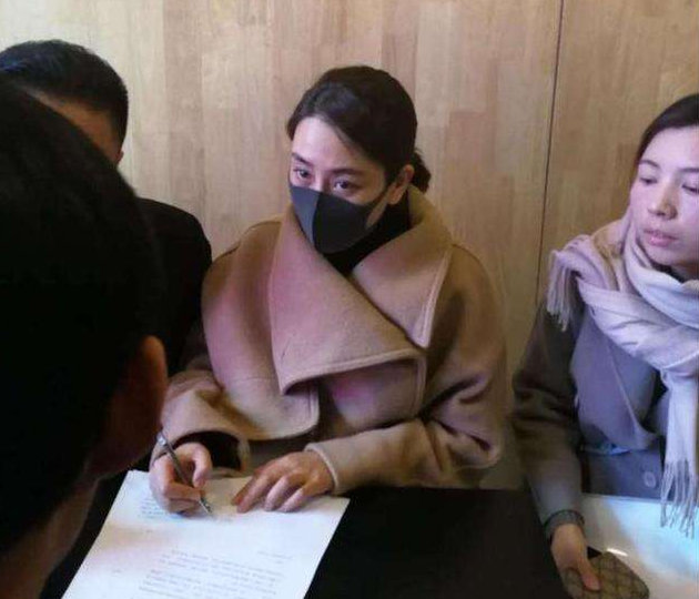 黄毅清是什么人物？娱乐圈“作死”教科书黄毅清！靠骂人赚钱，结果被查吸毒贩毒