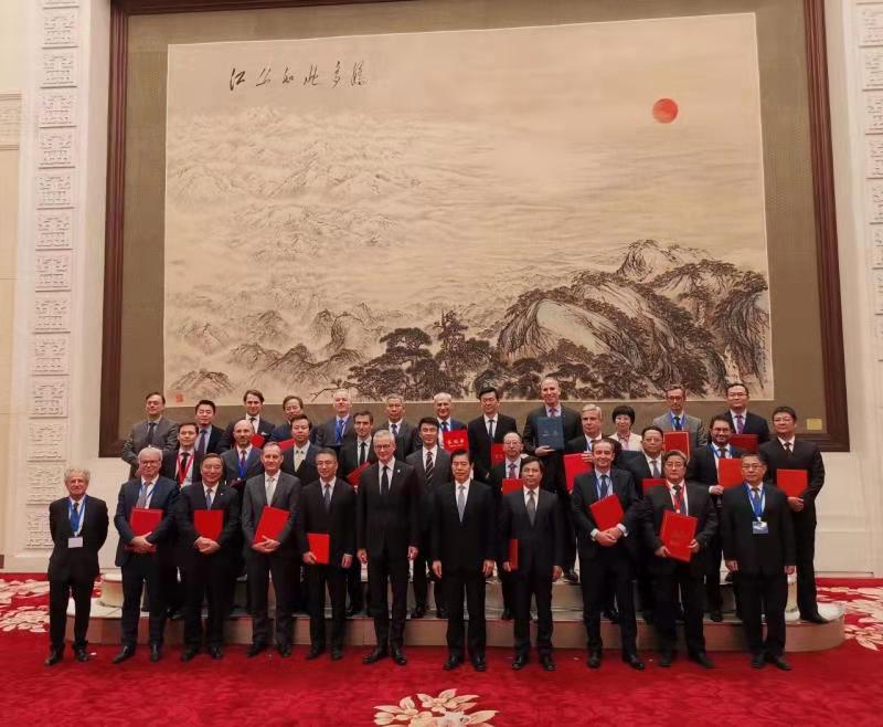 伊利签约罗盖特，中国乳业进博会期间再扩全球“朋友圈”