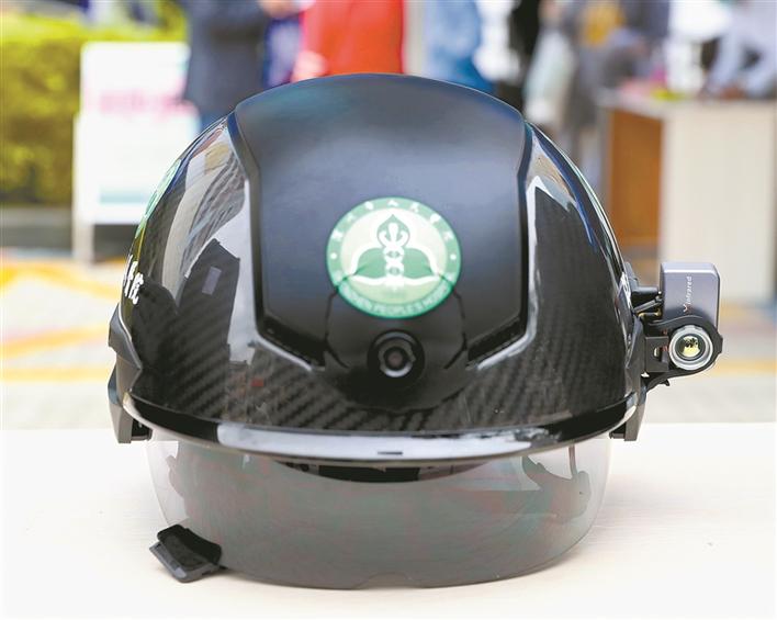 深圳市人民医院率先采用光启医用智能头盔热成像排查体温,实现高效无