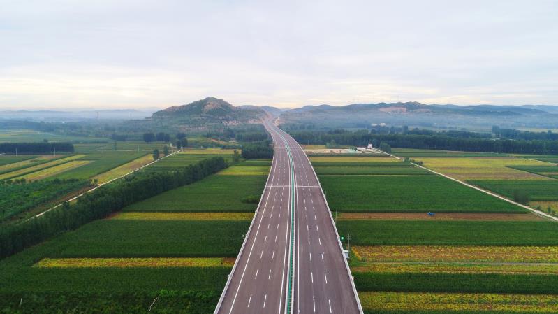 黄河特大桥提前三个月通行,泰东高速全线通车了!