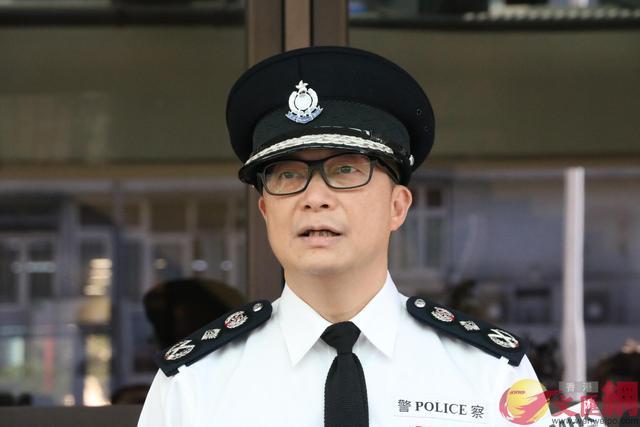香港警帽帽徽图片