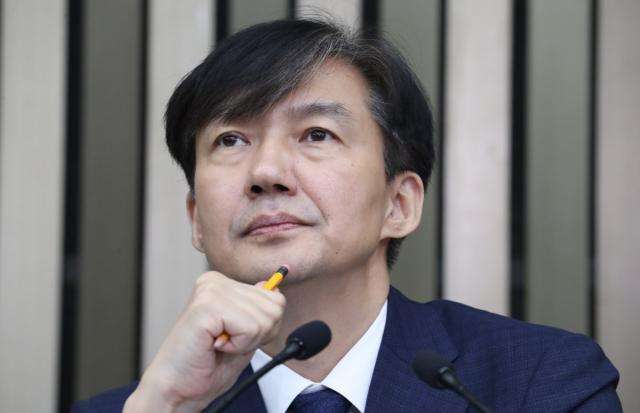 心腹涉丑闻,百万人要文在寅下台