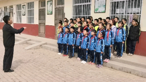 梁水镇黄庄小学″梦飞合唱团"