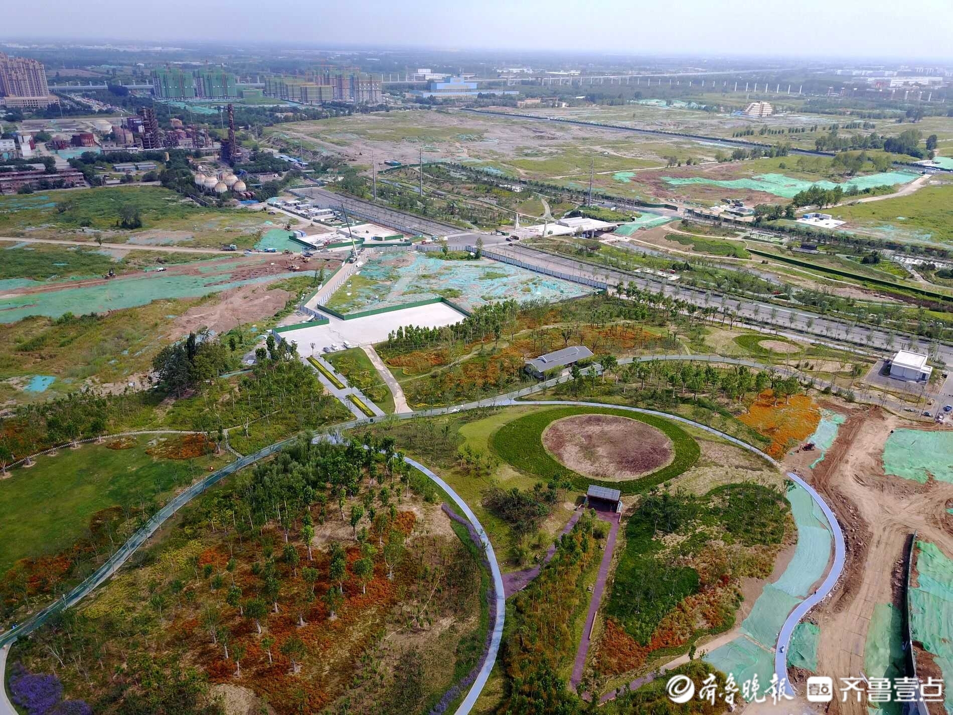 昔日濟南老濟鋼舊址華麗變身中央森林公園