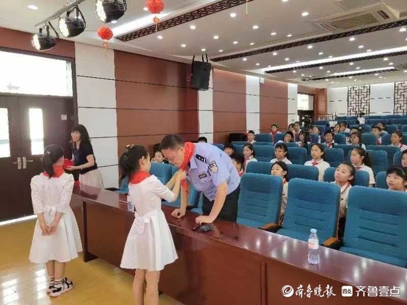 禁毒宣传走进济南市景山小学校园-齐鲁晚报·齐鲁壹点