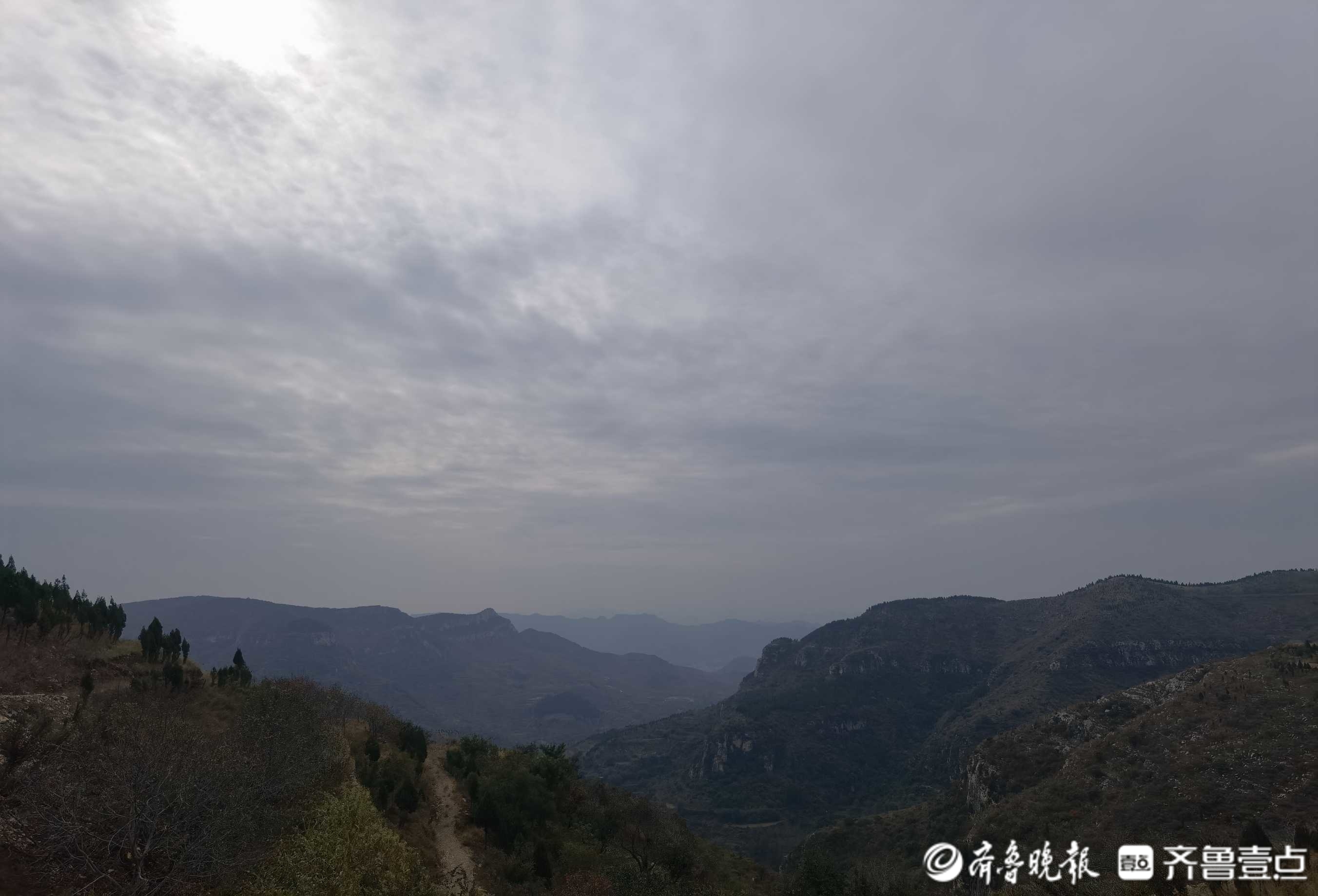 假期第六天，近郊景点斗母泉村熙熙攘攘