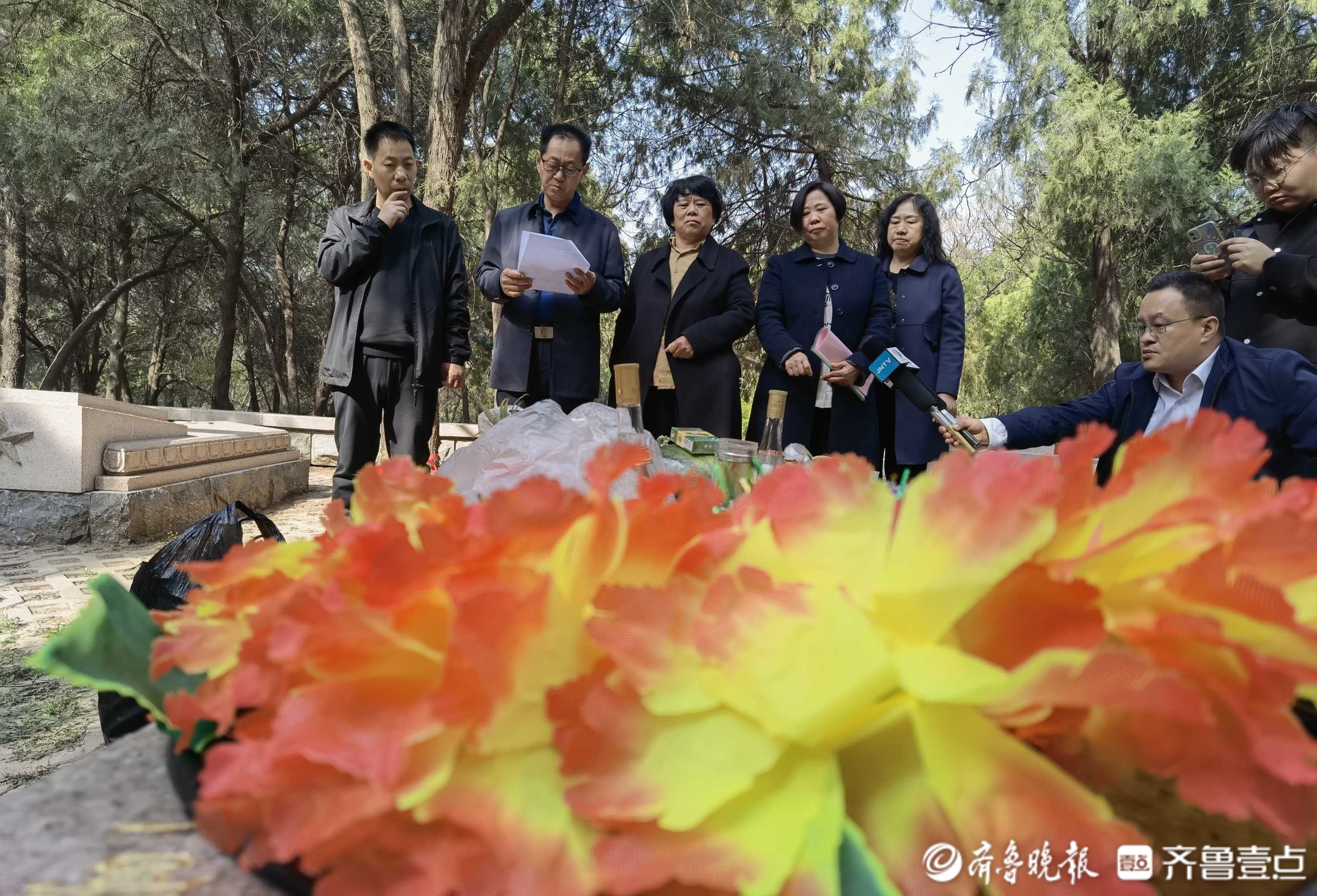 75年了！清明节前王三海烈士等来了亲人的祭拜