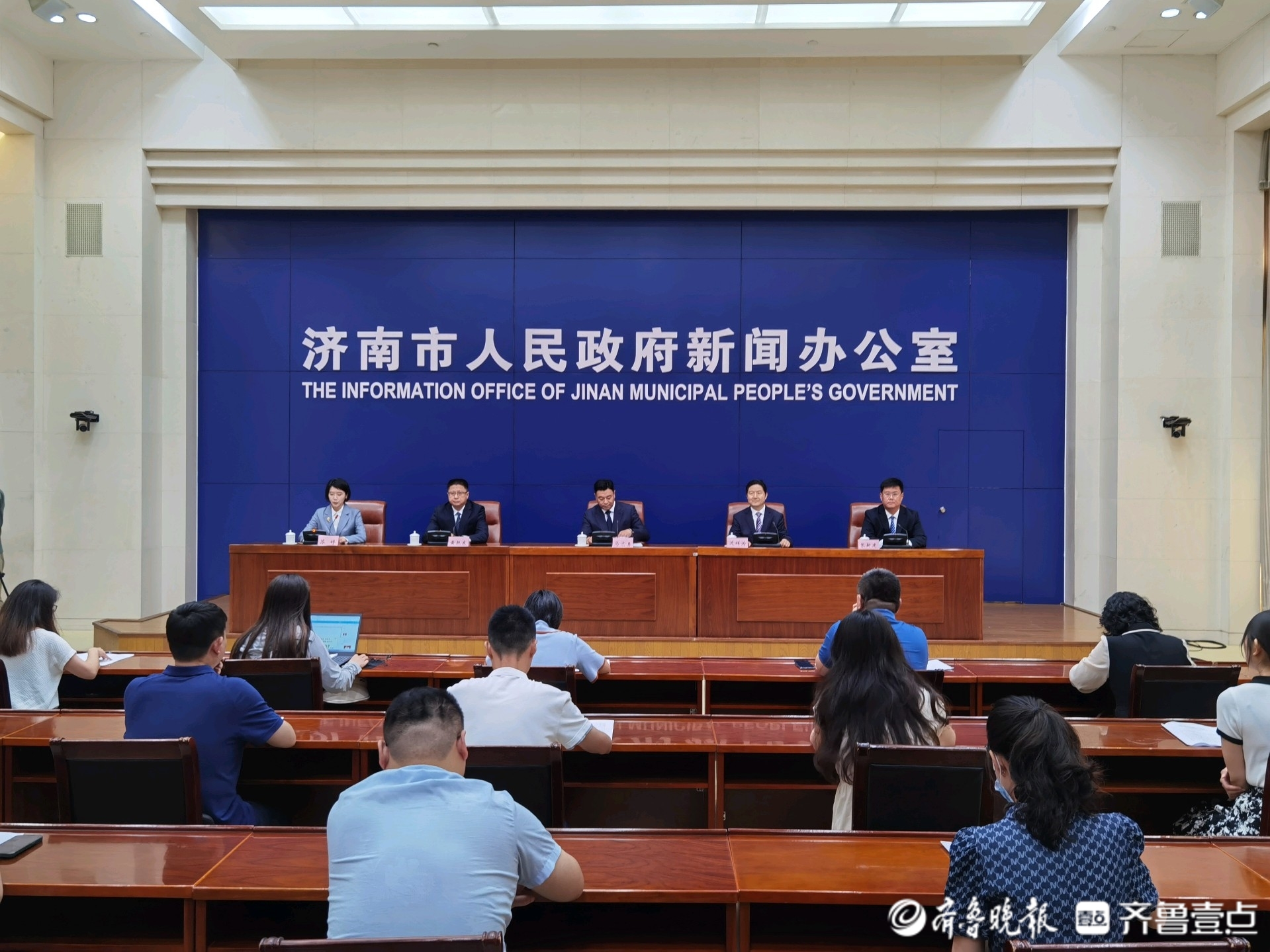 今年上半年，章丘区空气质量在济南各区县排名第一