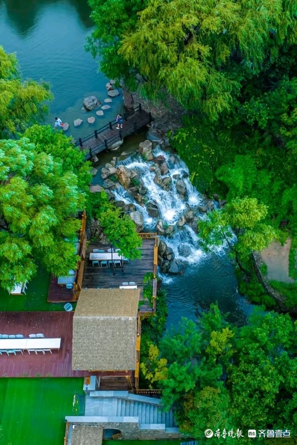 云雾缭绕，群瀑齐飞！雨后，济南九如山宛若仙境