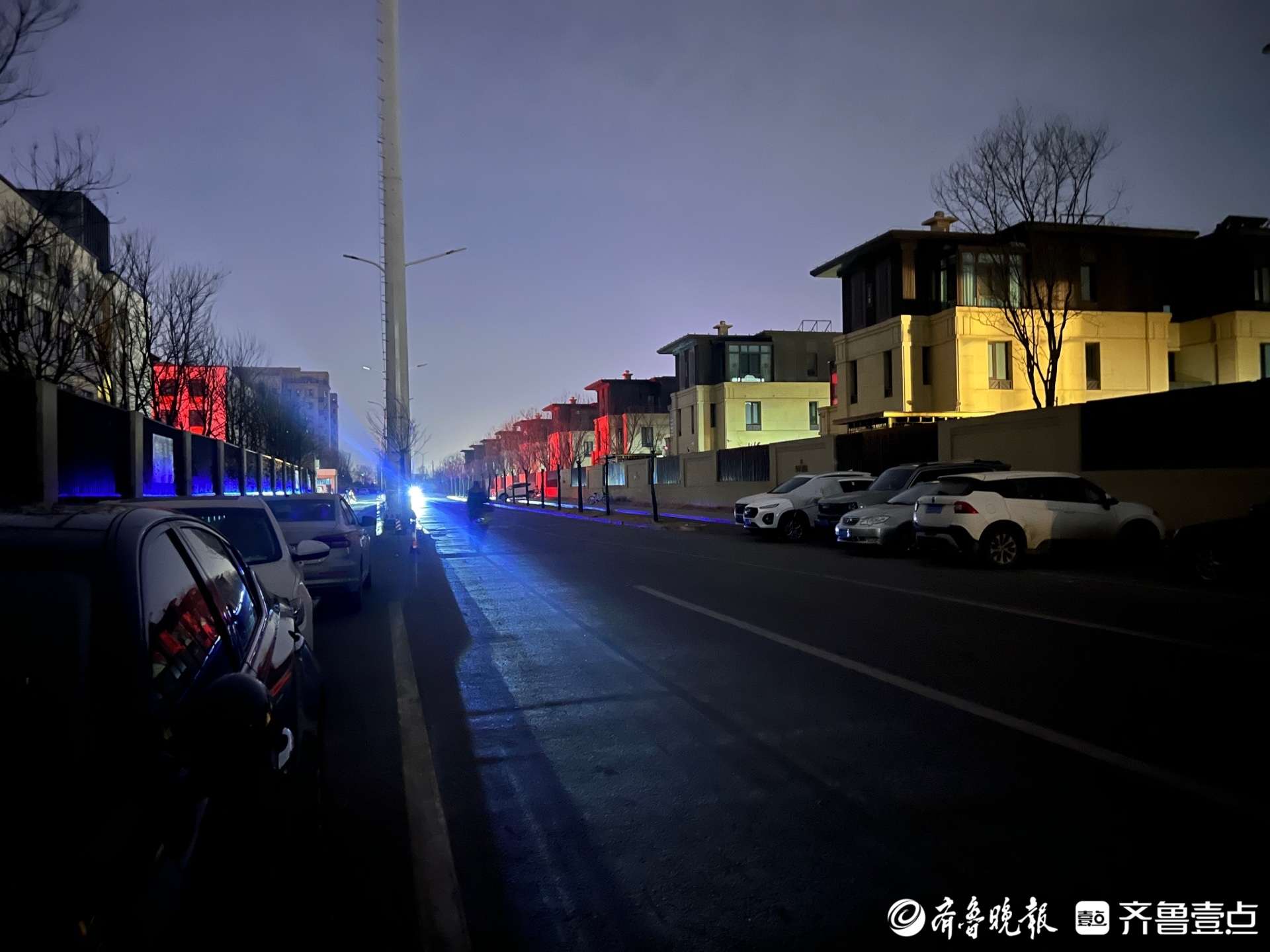 壹点调查｜济南多路段路灯集体“失明” ，市民摸黑回家很犯愁