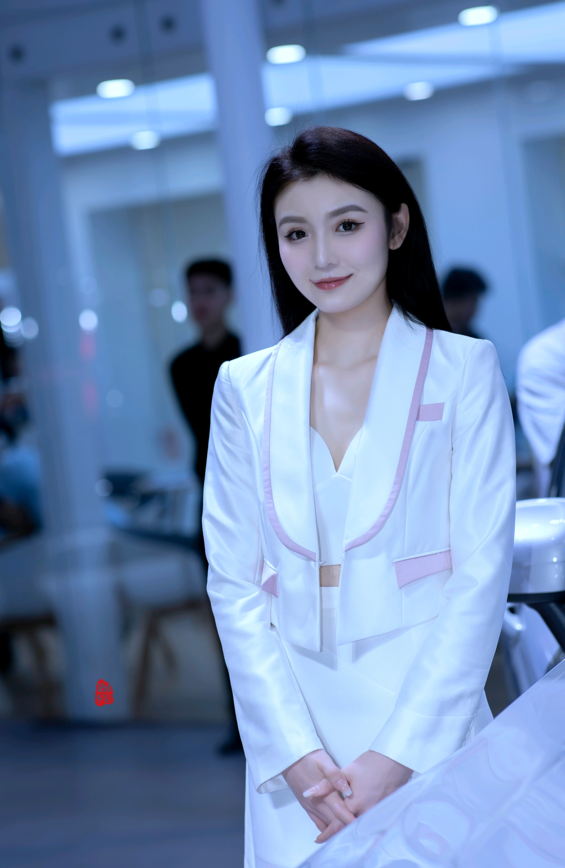 情报员拍客团|超养眼！齐鲁车展美女云集，百花争艳令人目不暇接