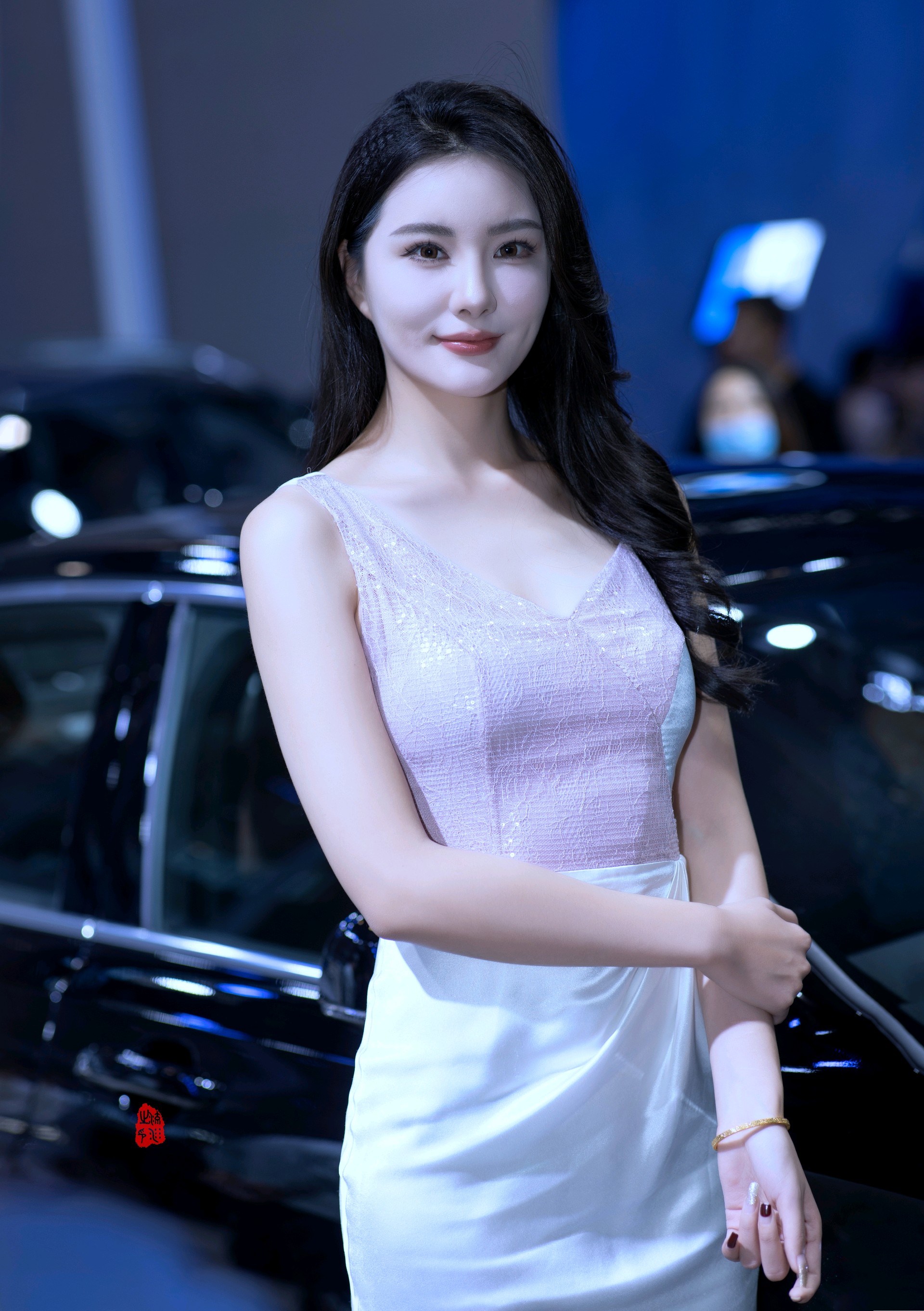 情报员拍客团超养眼齐鲁车展美女云集百花争艳令人目不暇接