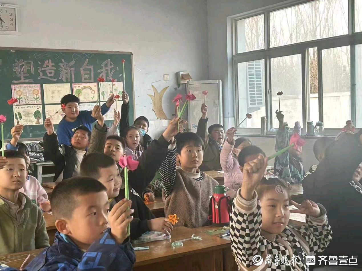 践行“五四”精神，青年志愿者团队助力乡村教育