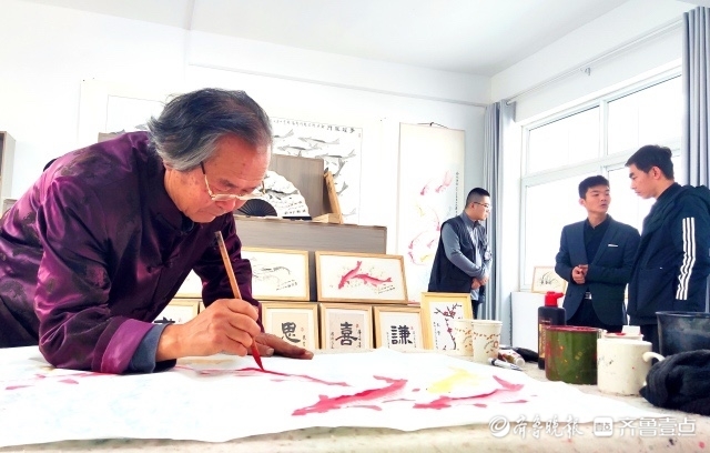 我的家乡·记者手记｜从故乡出发，归来邂逅小城“城长”