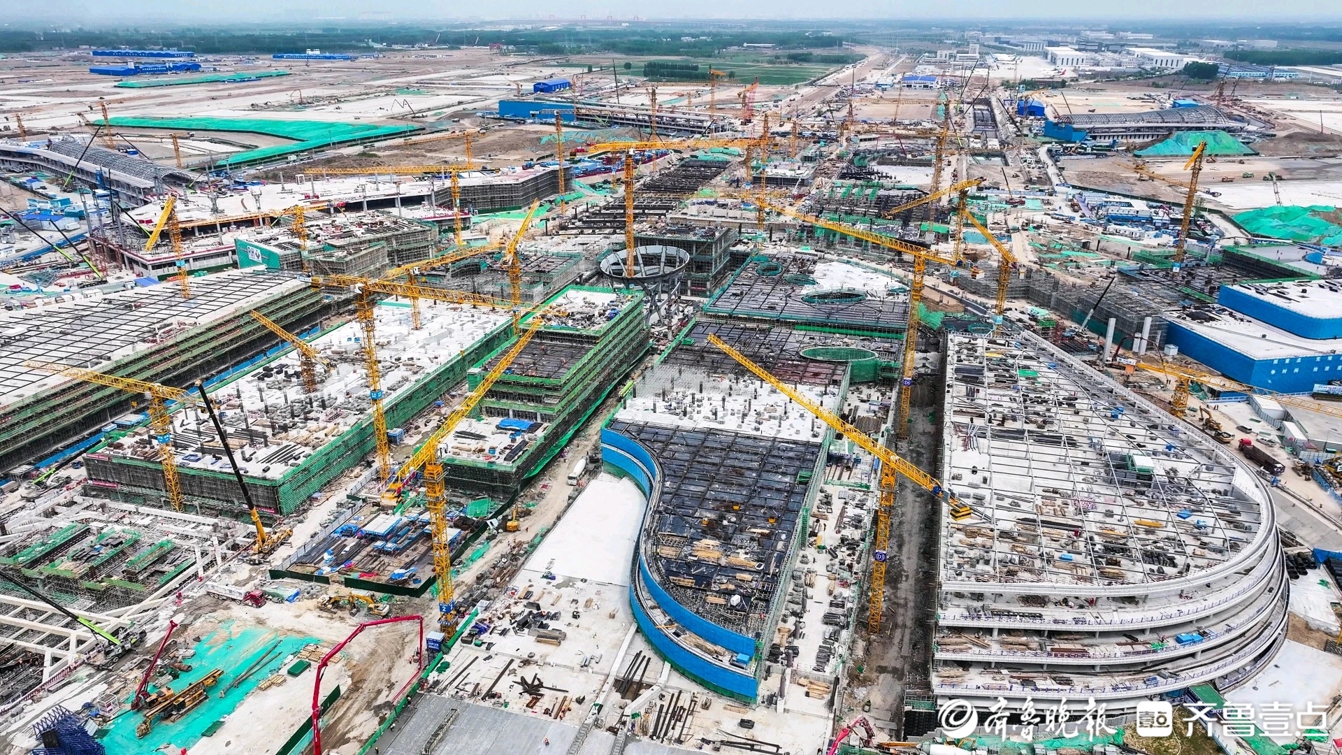 项目强省会｜万人奋战济南机场二期改扩建，60万平方米T2航站楼雏形已现