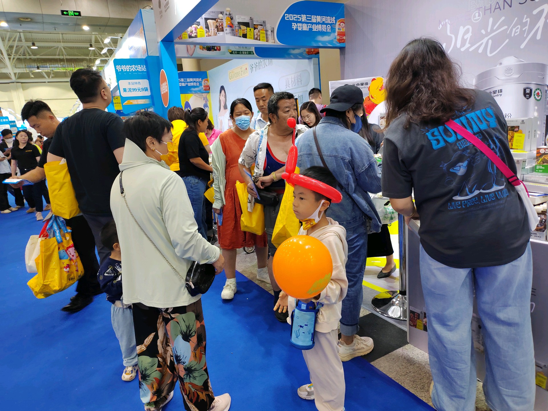 壹点拍客团|购物遛娃两不误！周末快来孕婴童博览会打卡吧