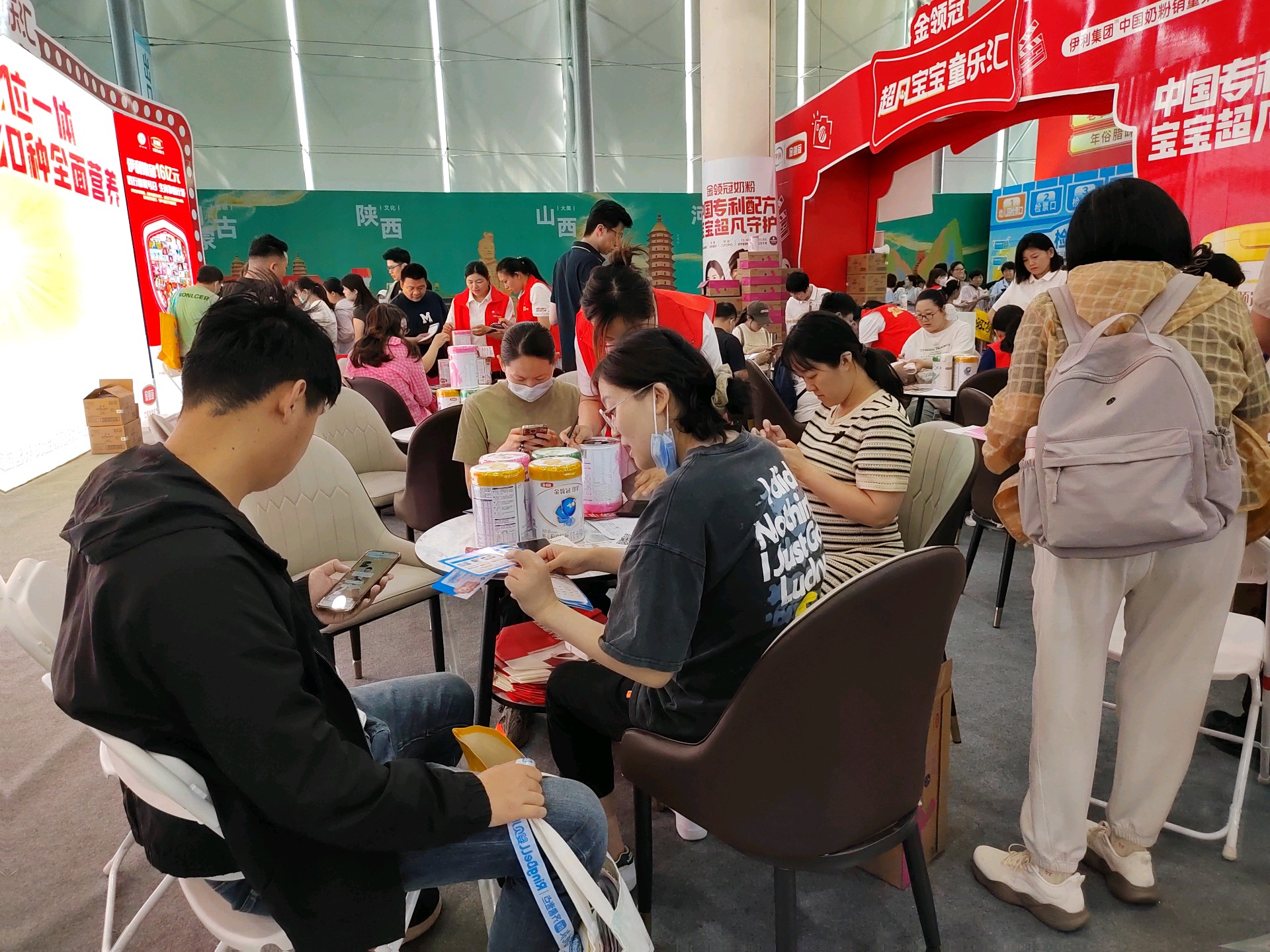 壹点拍客团|热闹非凡！孕婴童博览会最后一天，快来薅羊毛