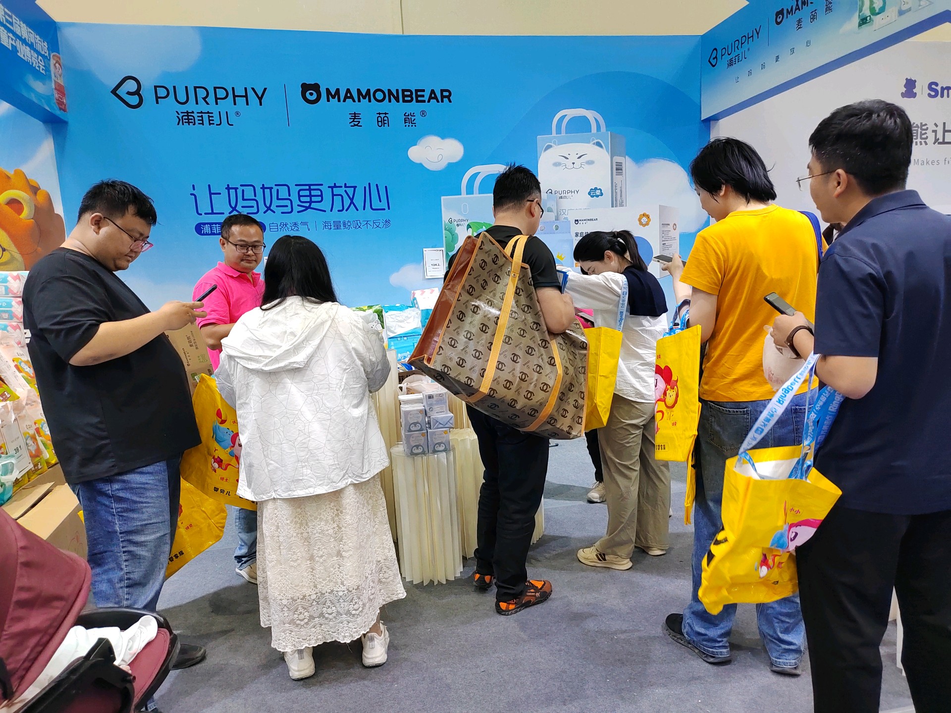 壹点拍客团|热闹非凡！孕婴童博览会最后一天，快来薅羊毛