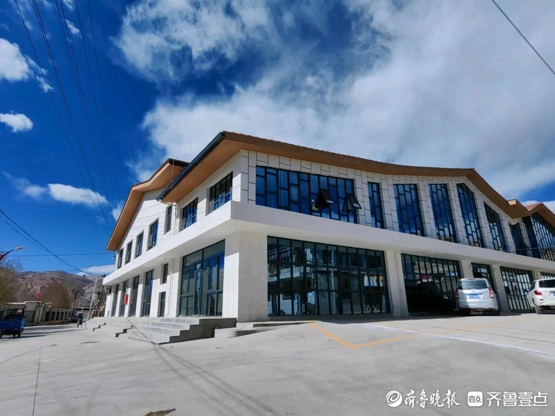 专题|珠峰儿女心向党 开放发展谱新篇