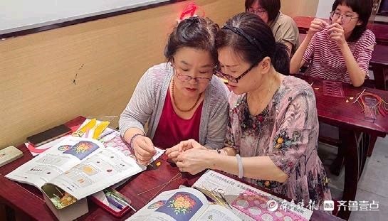 济南市总工会机关党委：服务送到居民“家门口”