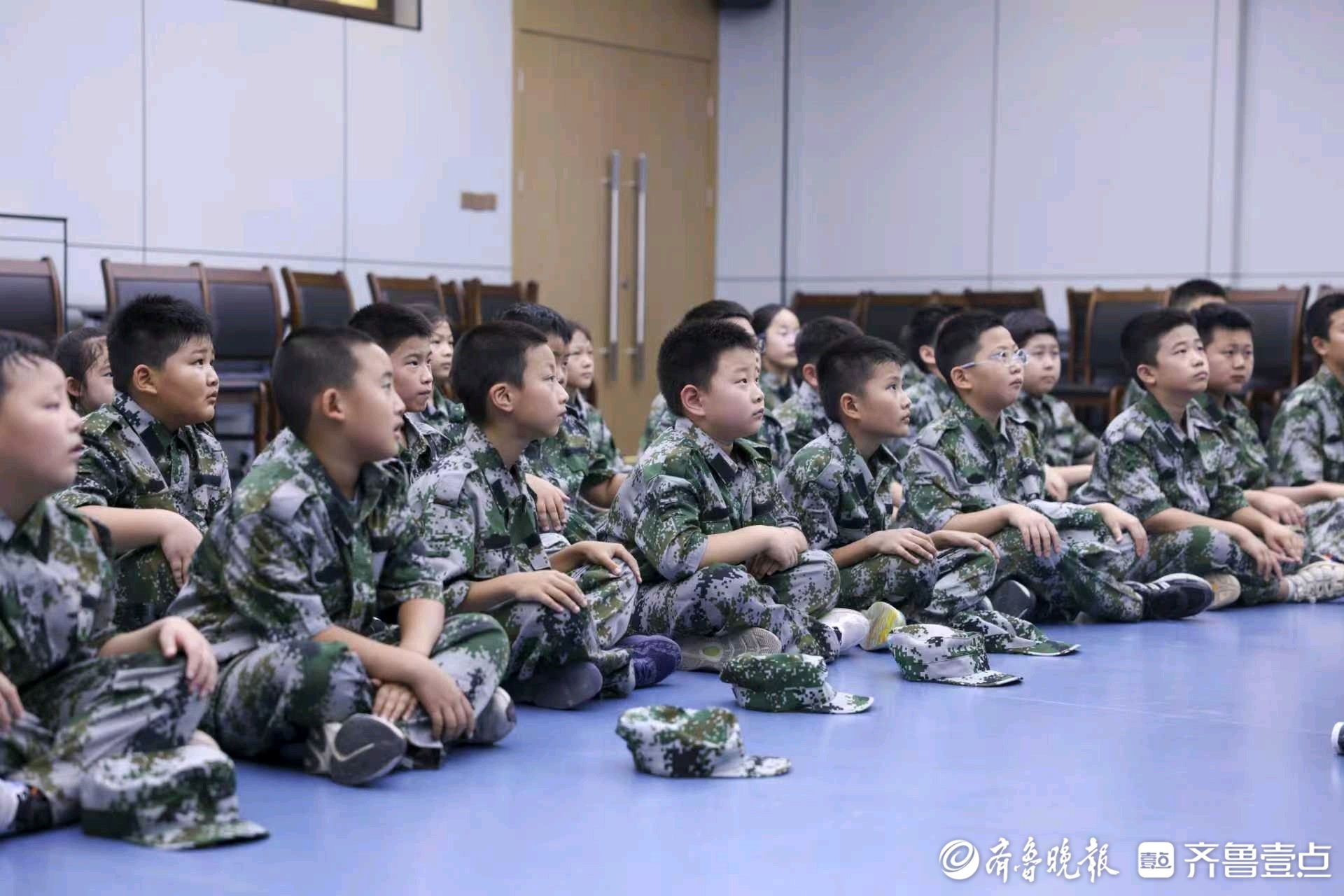“火焰蓝小卫士·志愿服务蓝焰少年”暑期消防科普活动圆满结束