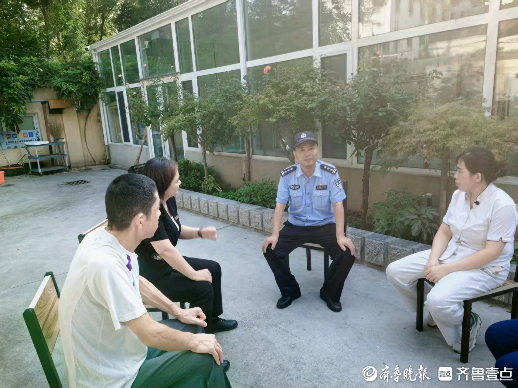 民警刘万春：用“尽心”换“安心”，巧解社区“千千结”