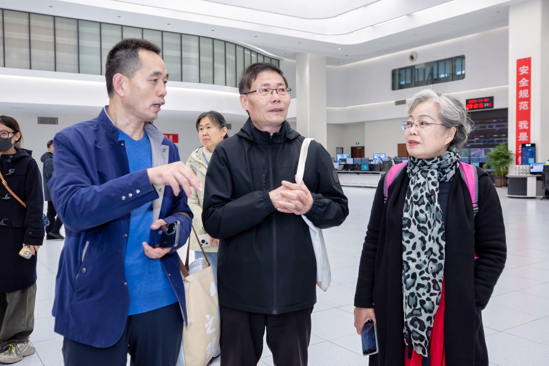 果然视频|壹点号作者党永新：地铁运营背后竟然有这么多科技含量