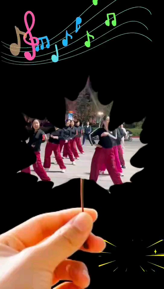 临沂水之星健身操团“九尾狐”健身操展演（摄影/杨兆宾）