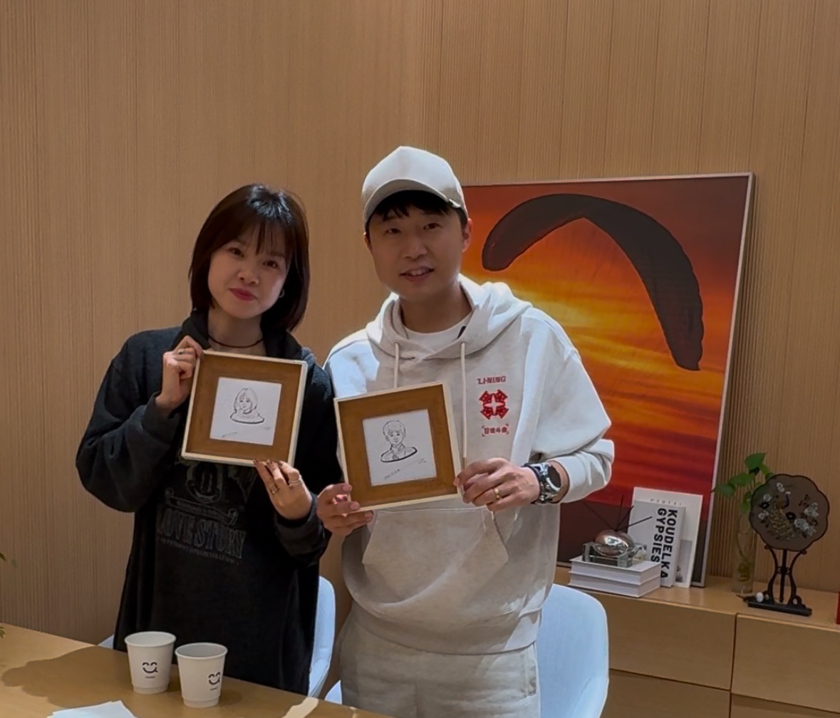 果然视频｜卫冕射击世界杯总决赛冠军后，李越宏回济南陪妻子逛街