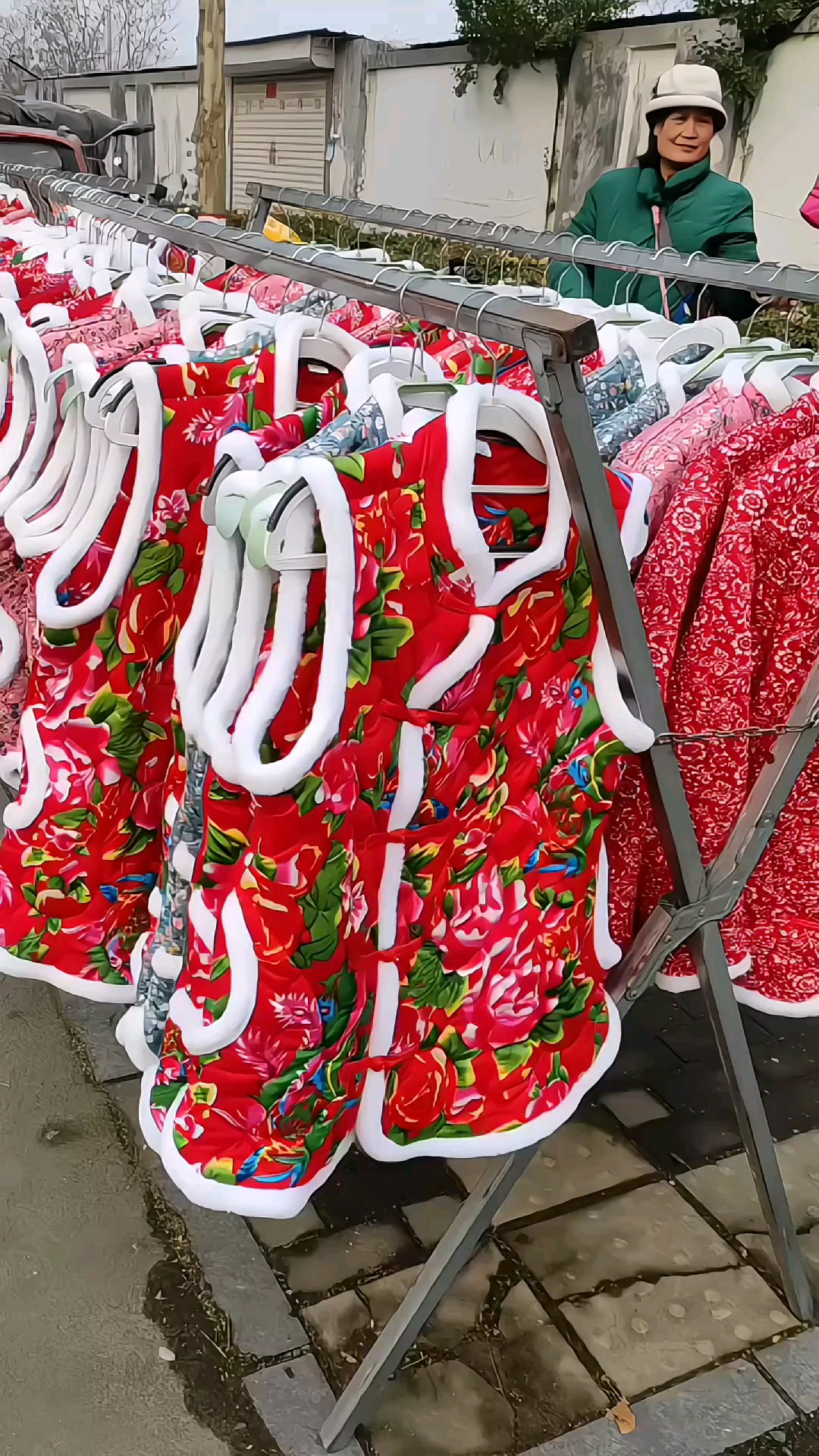 喜庆的齐都跨年大集