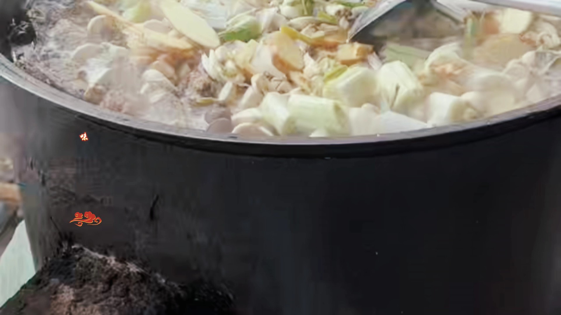 单县黄河大集年味浓系列之寇霞烘鱼